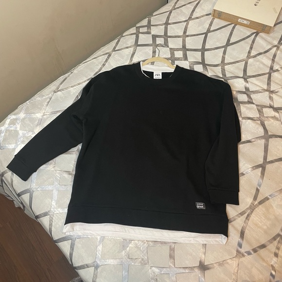 ❌SOLD❌ Zara sweater. Great condition. Wear once. Man’s hoodie. Zara. - Picture 3 of 9